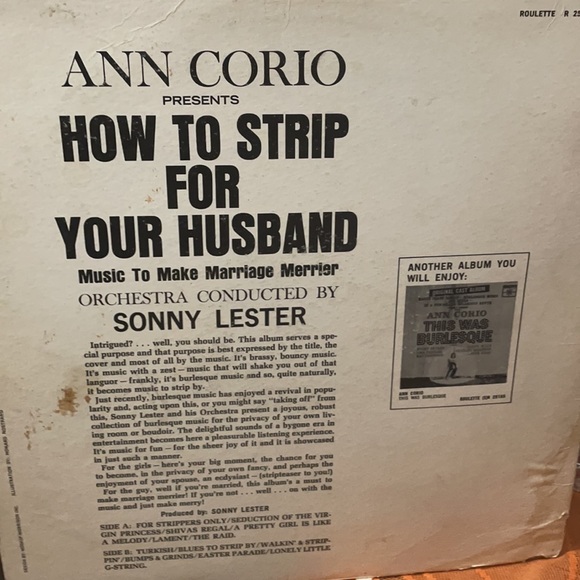 How to strip for your husband - Picture 3 of 16